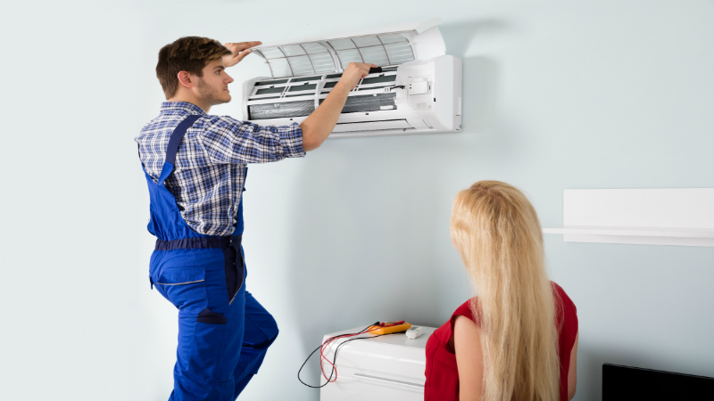 Three Advantages of Hiring a Huntsville, AL, HVAC Repair Specialist